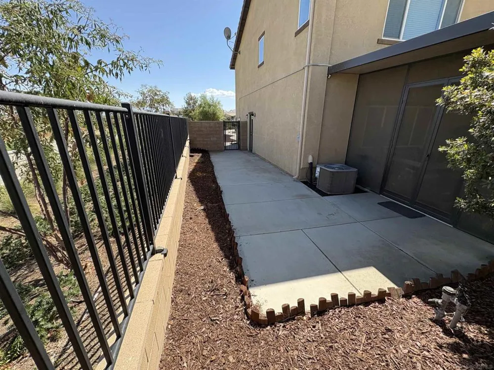 29323 Canteen Cir Winchester, CA 92596