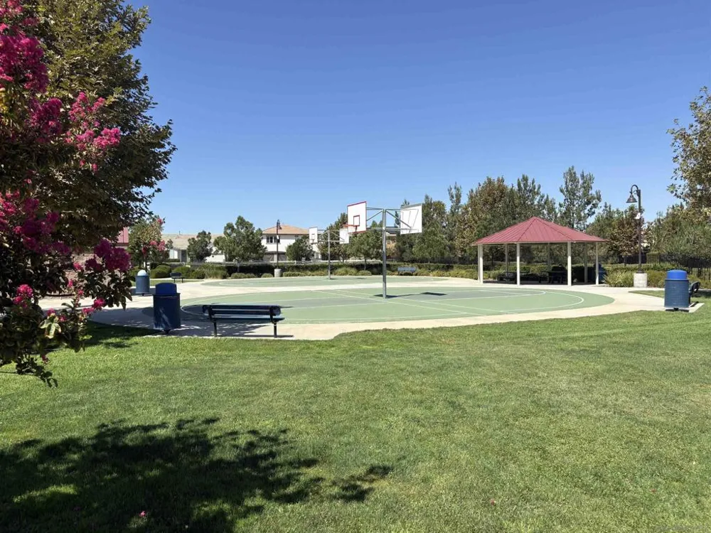 29323 Canteen Cir Winchester, CA 92596