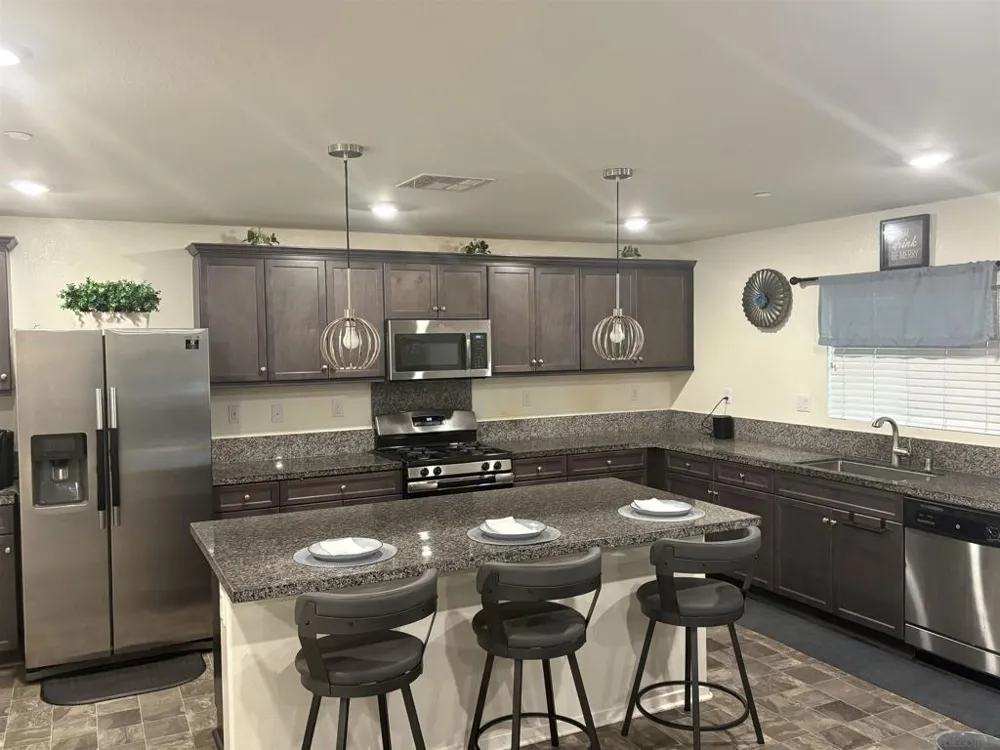 29323 Canteen Cir Winchester, CA 92596