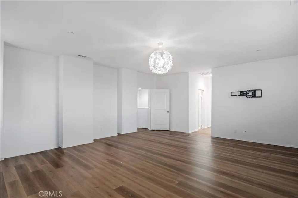 39028 Mondell Pine Palmdale, CA 93551