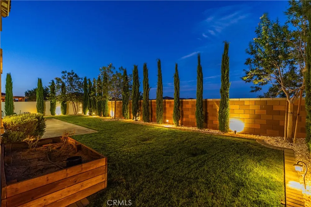 39028 Mondell Pine Palmdale, CA 93551
