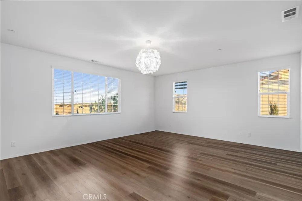 39028 Mondell Pine Palmdale, CA 93551