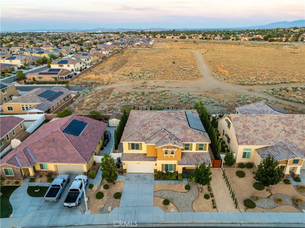 39028 Mondell Pine Palmdale, CA 93551