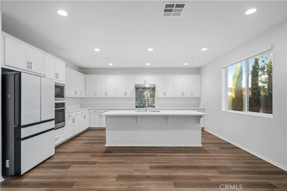 39028 Mondell Pine Palmdale, CA 93551
