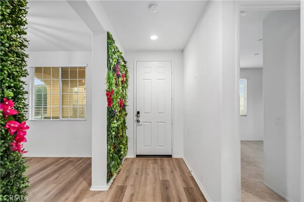 39028 Mondell Pine Palmdale, CA 93551