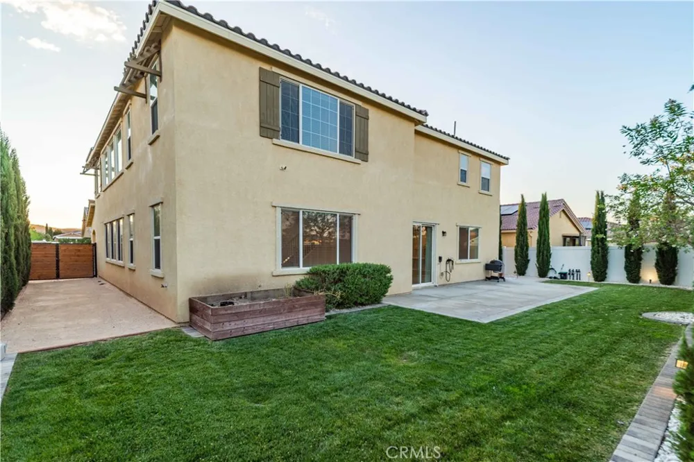 39028 Mondell Pine Palmdale, CA 93551