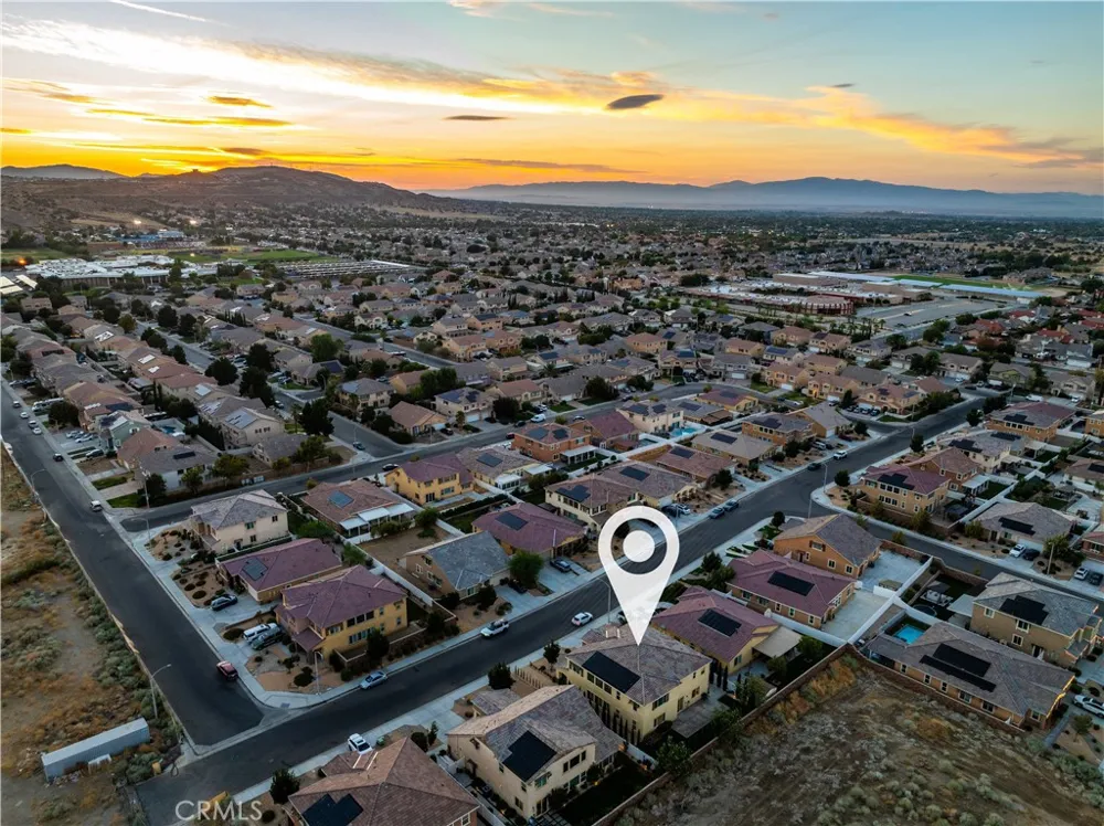 39028 Mondell Pine Palmdale, CA 93551