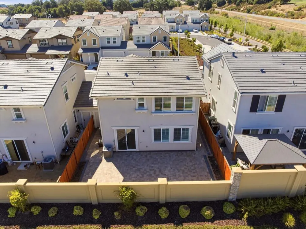 1649 Siderits Way Gilroy, CA 95020