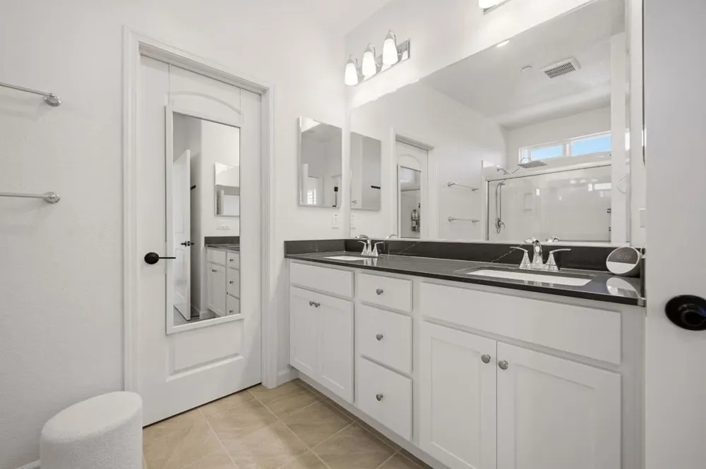 1649 Siderits Way Gilroy, CA 95020