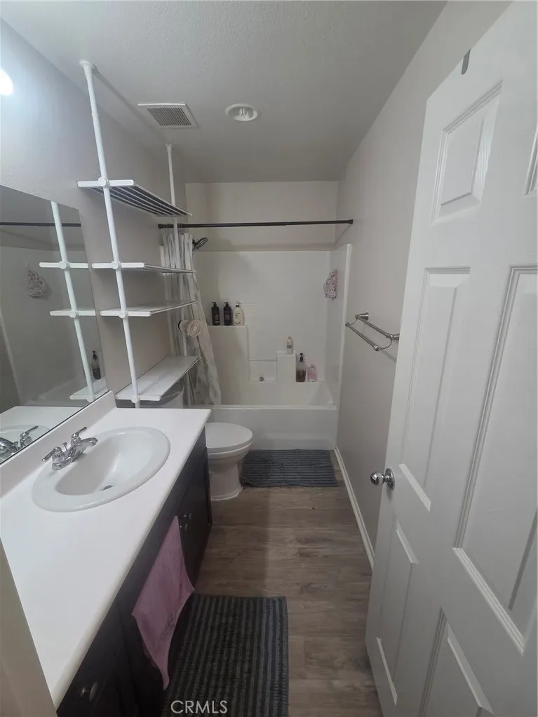 6853 Sunsight Jurupa Valley, CA 92509