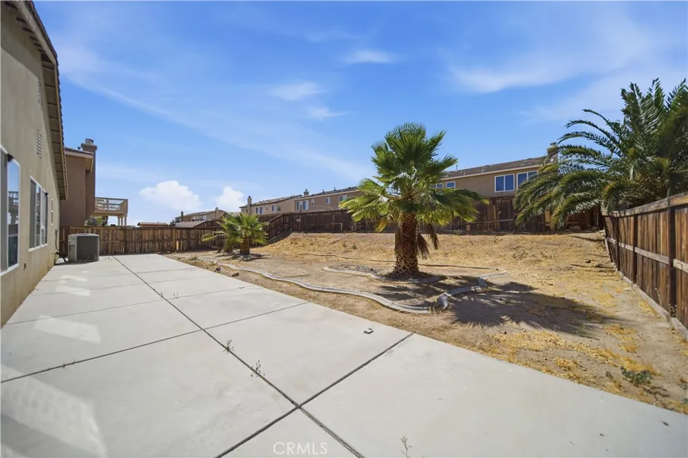 11943 Iverson Victorville, CA 92392
