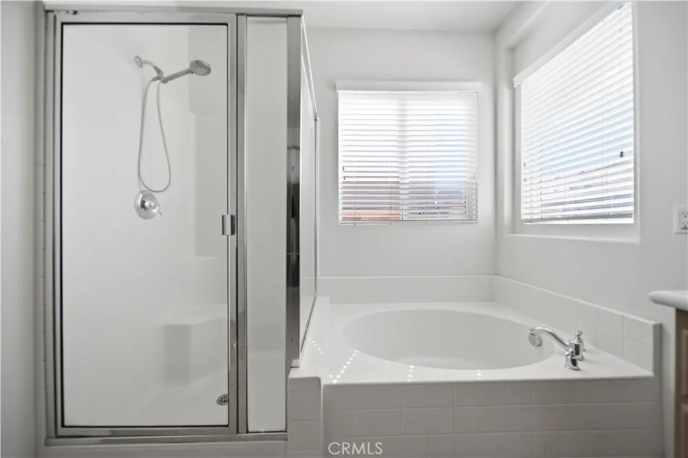11943 Iverson Victorville, CA 92392