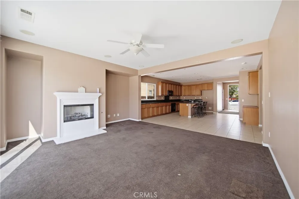 11943 Iverson Victorville, CA 92392