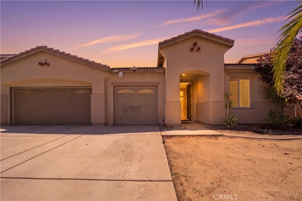 11943 Iverson Victorville, CA 92392