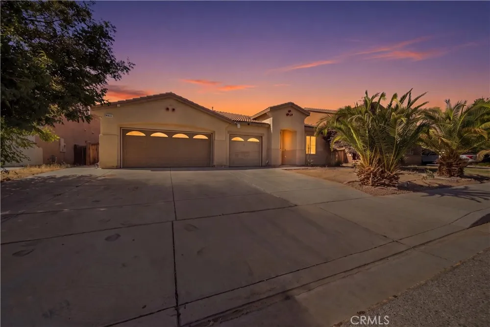 11943 Iverson Victorville, CA 92392