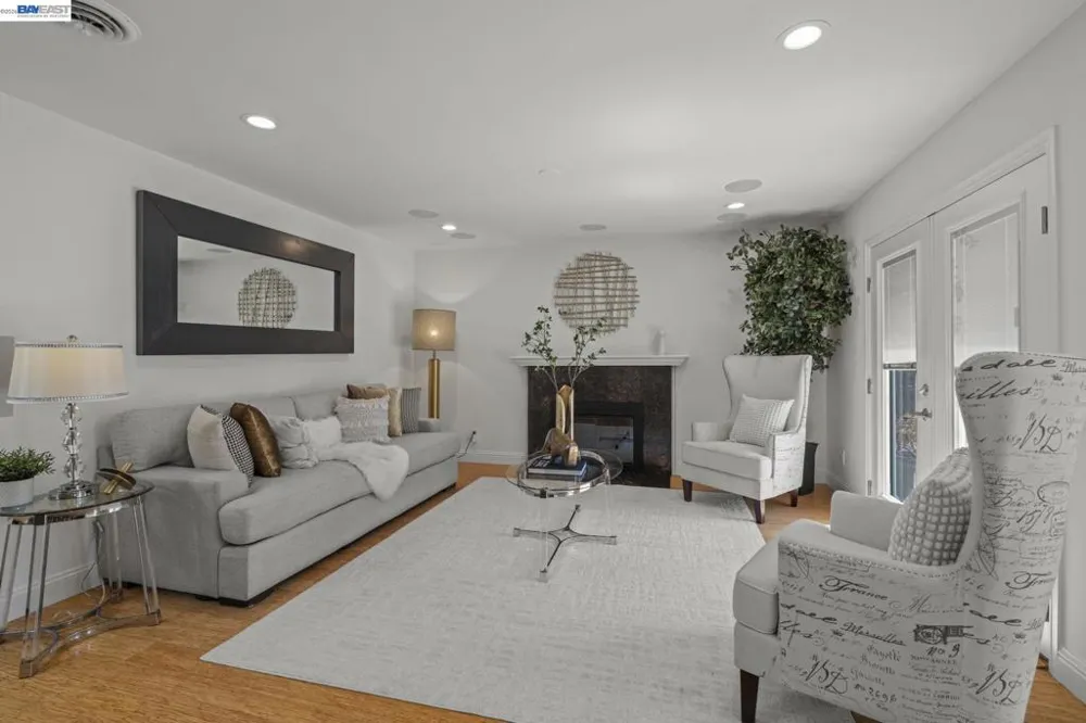 35596 Linda Dr Fremont, CA 94536