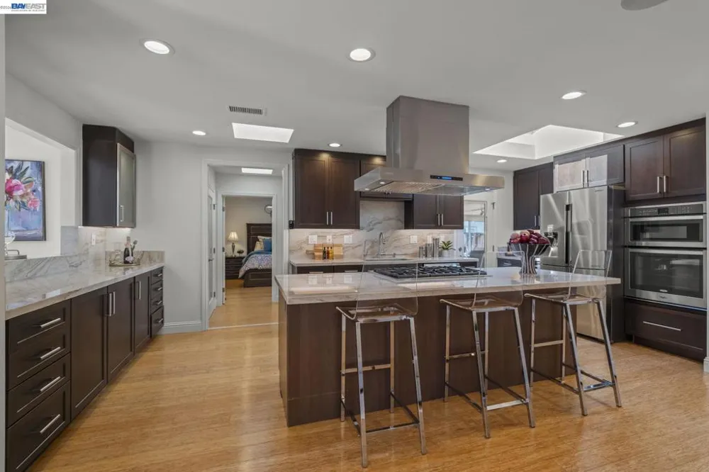 35596 Linda Dr Fremont, CA 94536