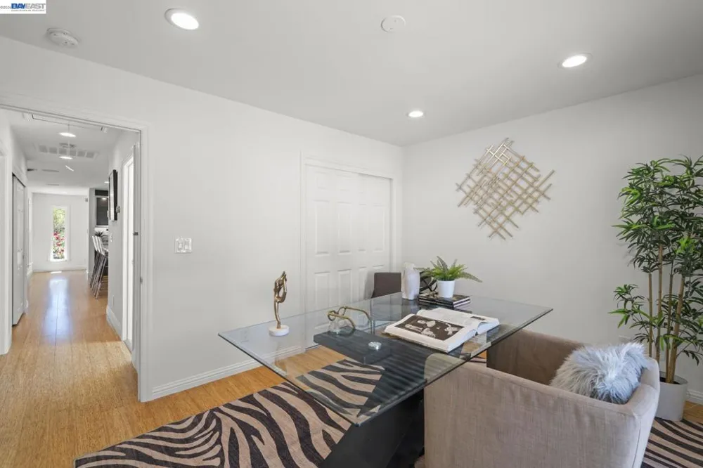 35596 Linda Dr Fremont, CA 94536