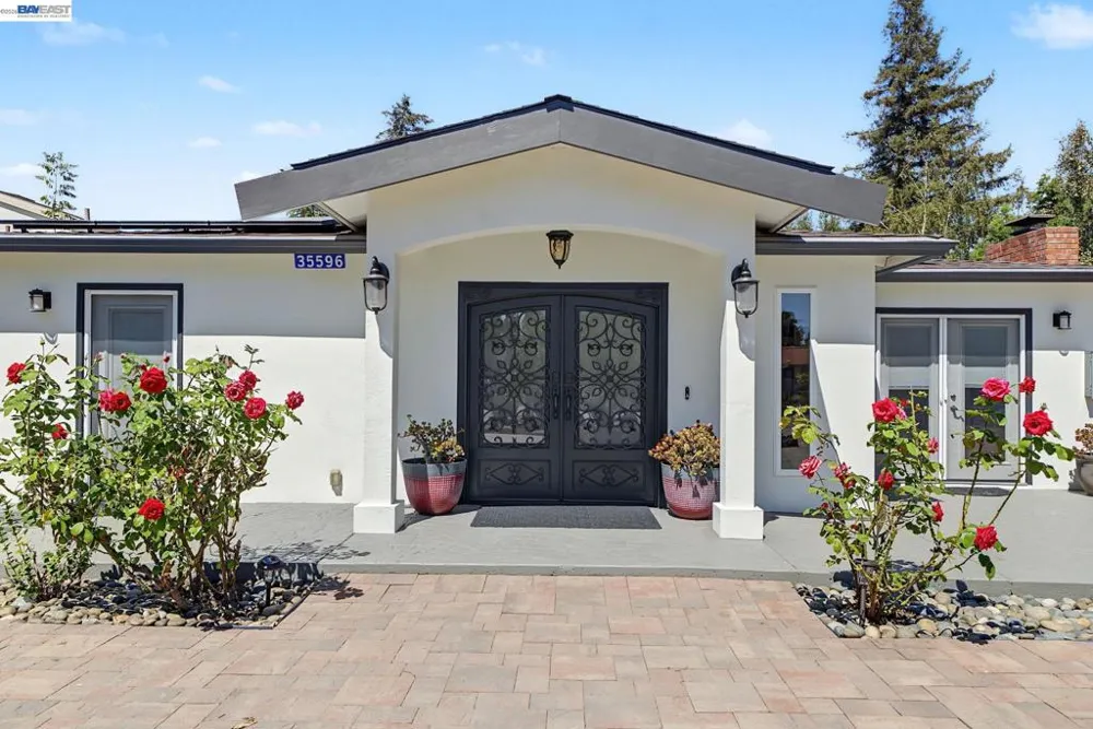 35596 Linda Dr Fremont, CA 94536