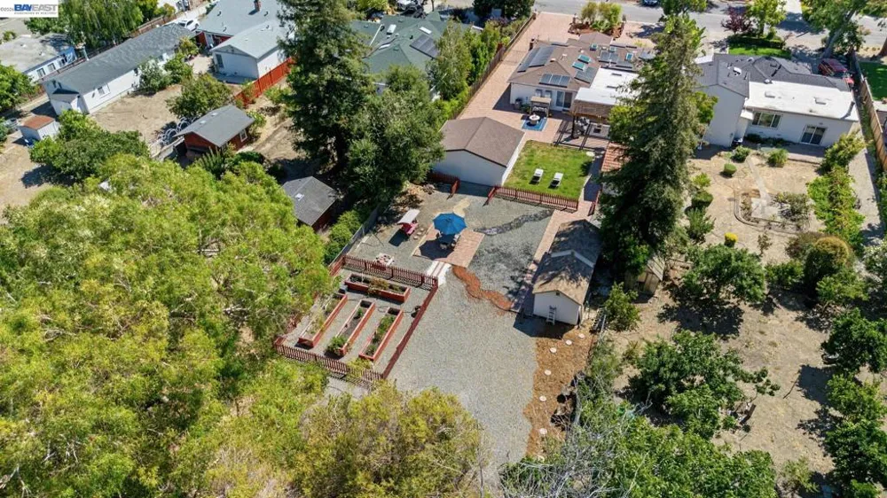 35596 Linda Dr Fremont, CA 94536