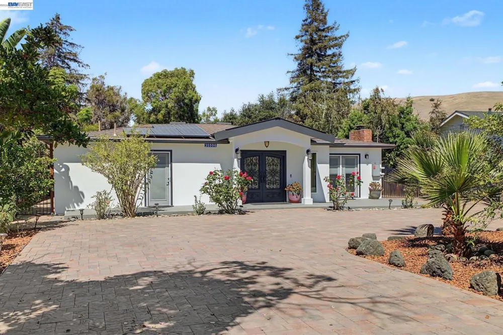 35596 Linda Dr Fremont, CA 94536