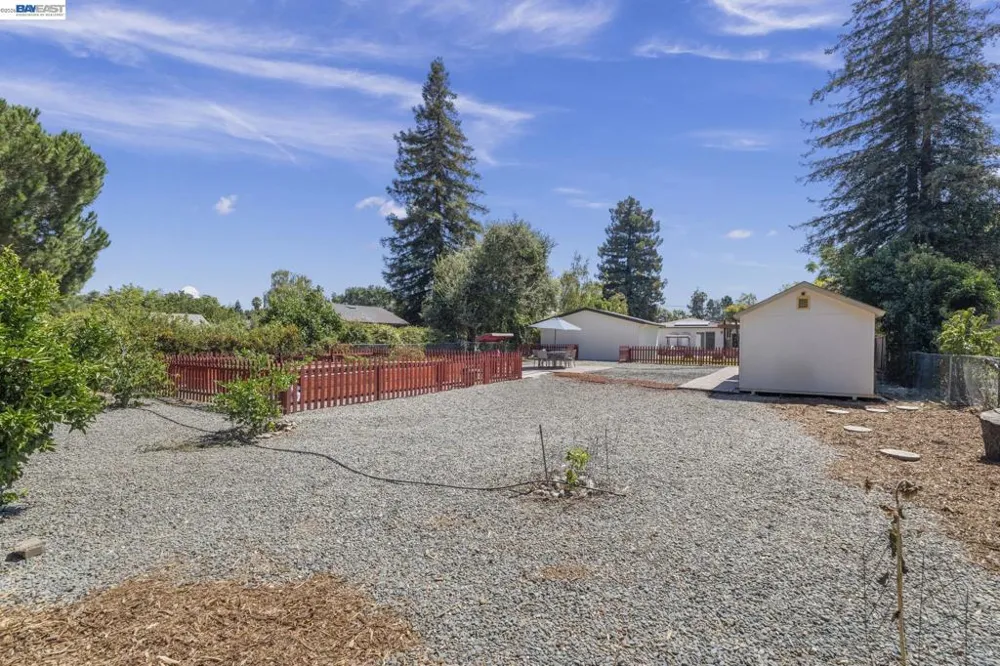 35596 Linda Dr Fremont, CA 94536