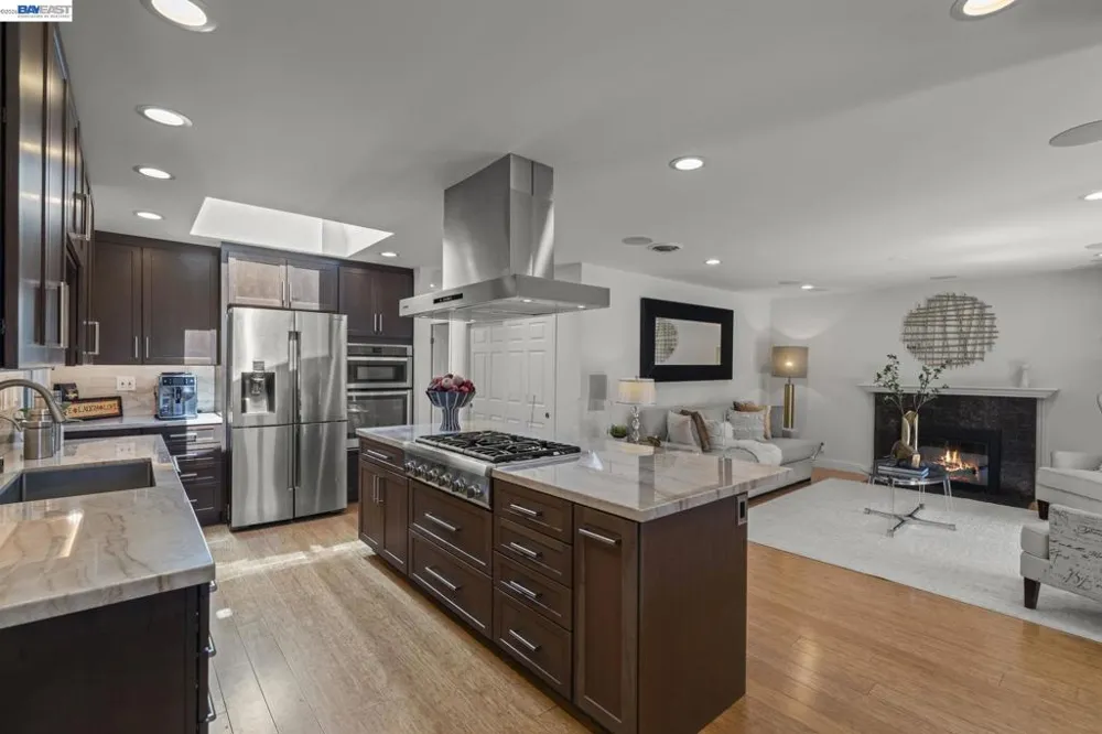 35596 Linda Dr Fremont, CA 94536