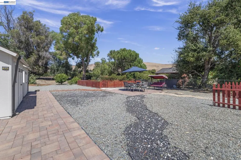 35596 Linda Dr Fremont, CA 94536