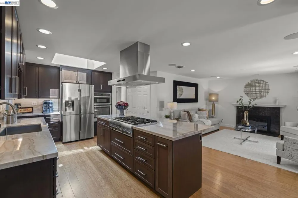 35596 Linda Dr Fremont, CA 94536