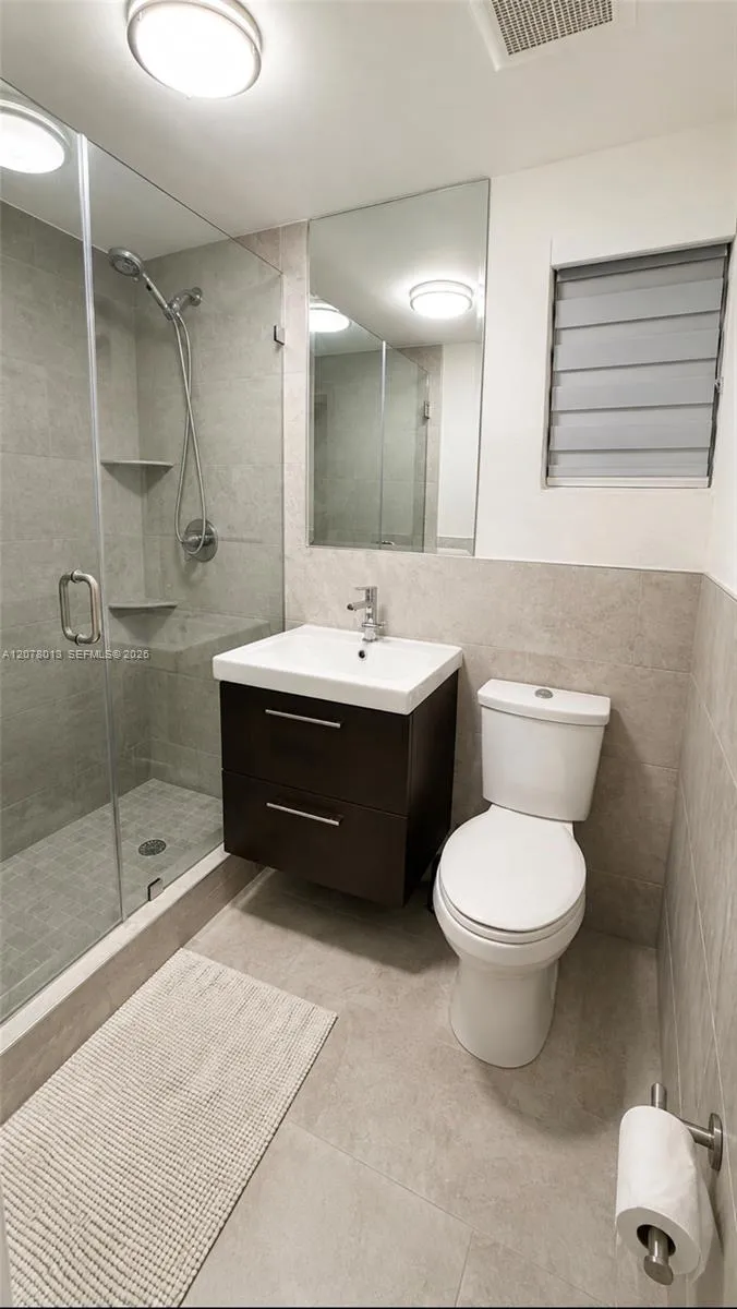 640 E 42nd St #0 Hialeah, FL 33013