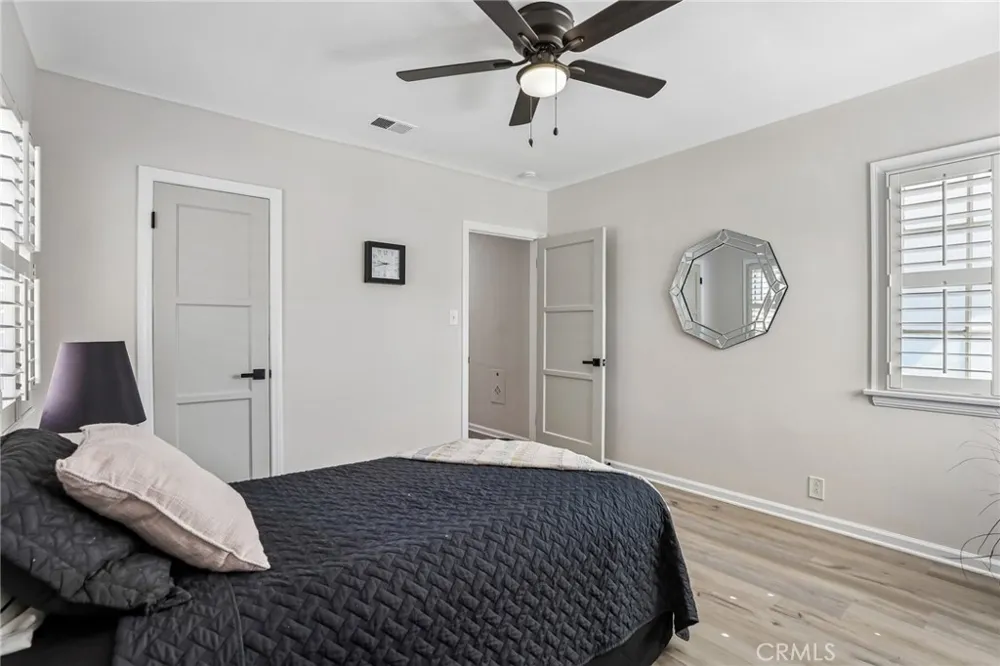 3927 Gaviota Long Beach, CA 90807