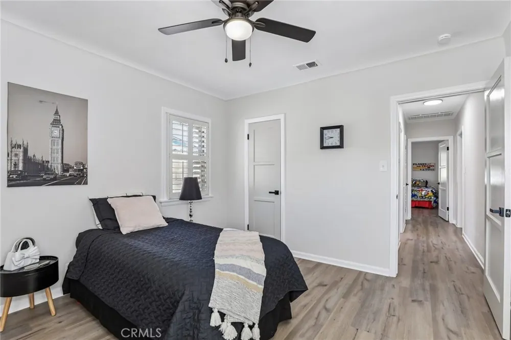 3927 Gaviota Long Beach, CA 90807