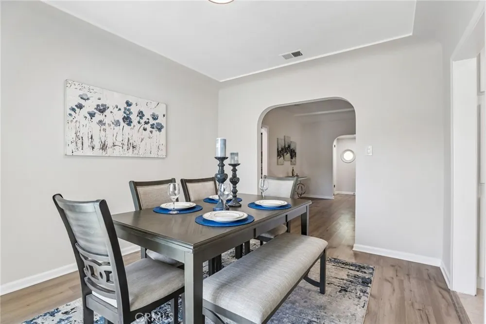 3927 Gaviota Long Beach, CA 90807