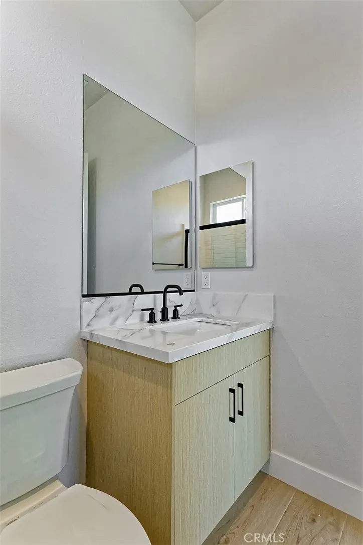 12985 Davona Dale Road Apple Valley, CA 92308