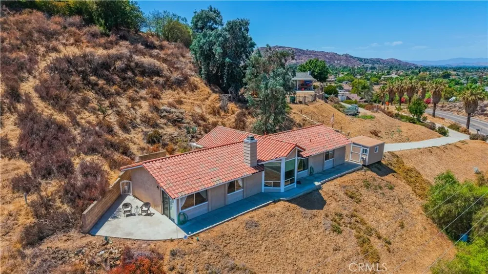 42395 Stetson Avenue Hemet, CA 92544