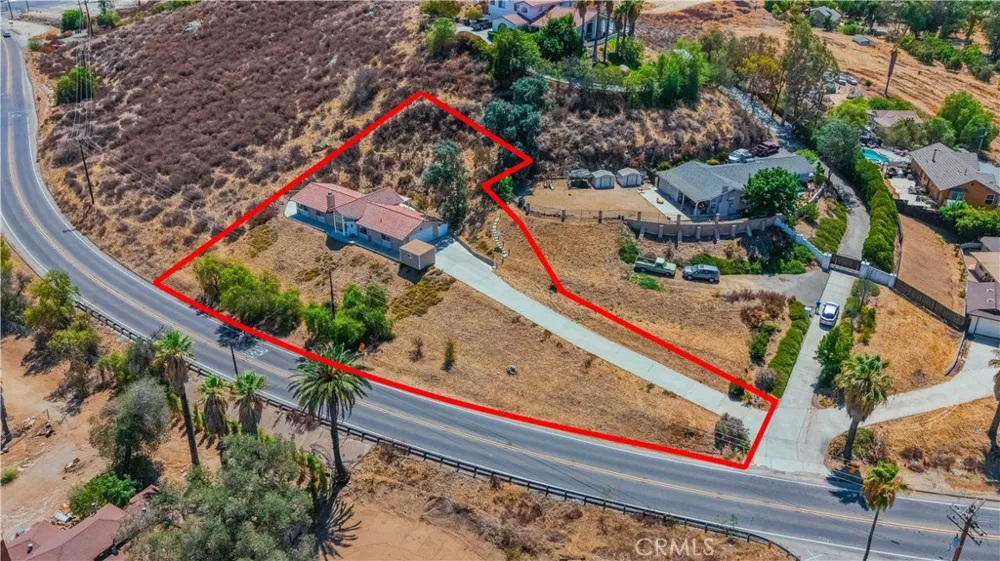 42395 Stetson Avenue Hemet, CA 92544
