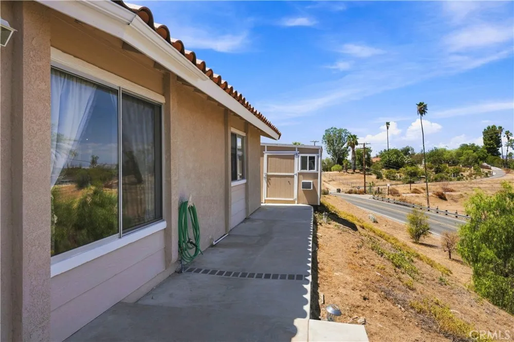 42395 Stetson Avenue Hemet, CA 92544
