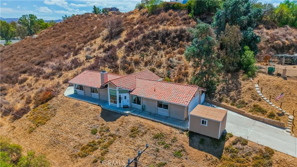 42395 Stetson Avenue Hemet, CA 92544