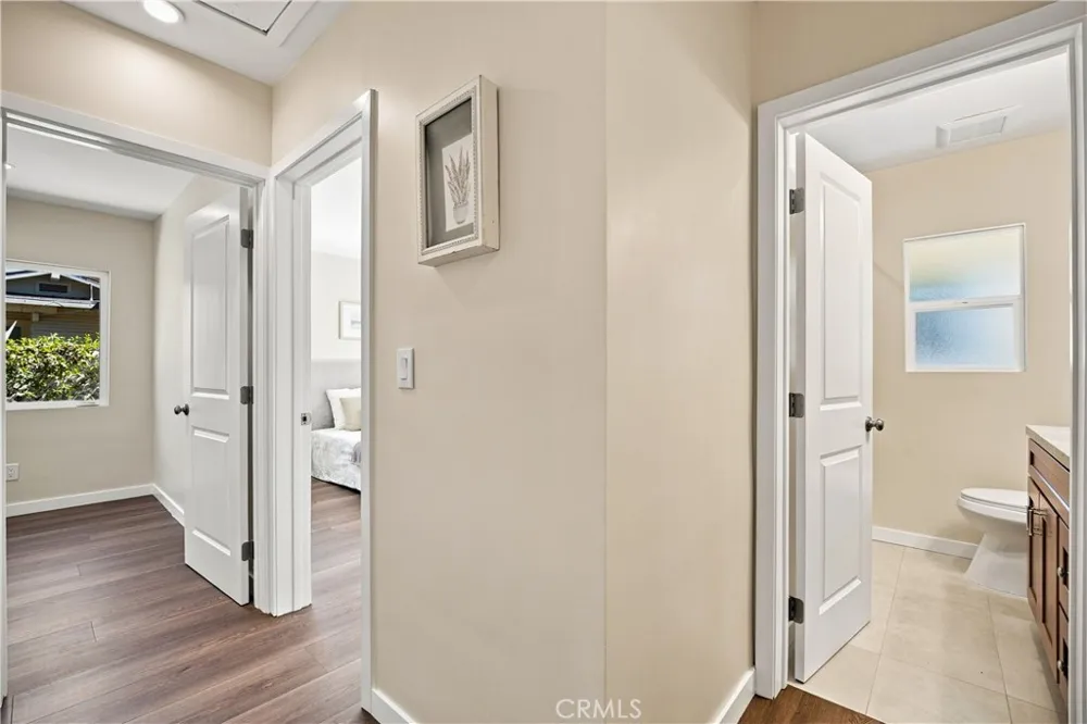 10512 Samoa Ave Tujunga, CA 91042