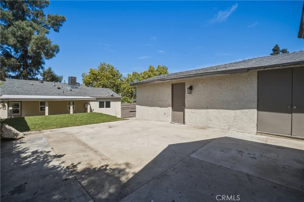 10512 Samoa Ave Tujunga, CA 91042