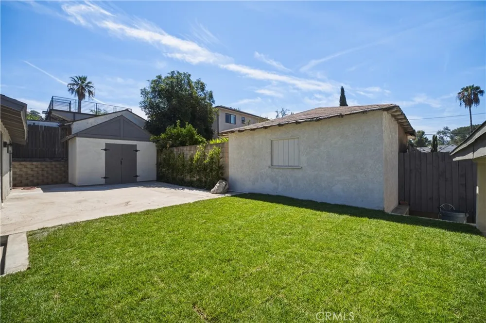 10512 Samoa Ave Tujunga, CA 91042
