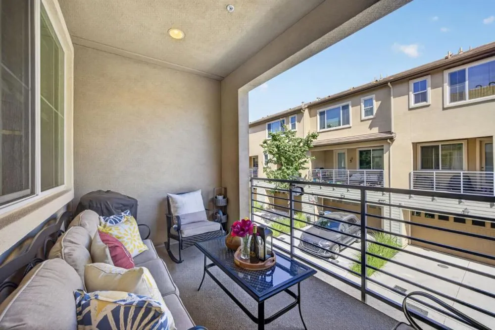 833 Lotus Flower Loop San Jose, CA 95123