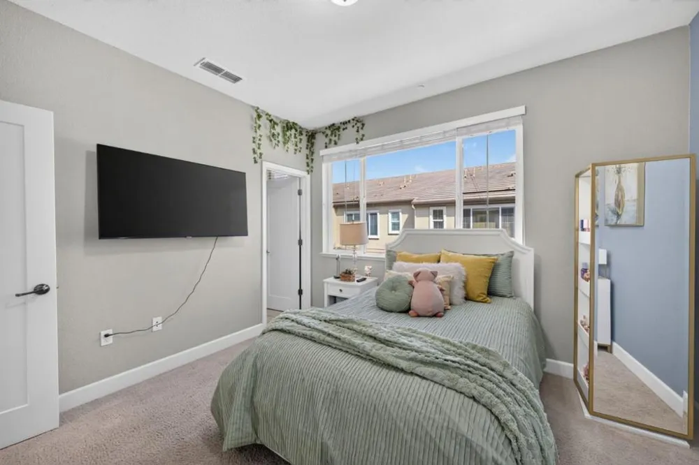 833 Lotus Flower Loop San Jose, CA 95123