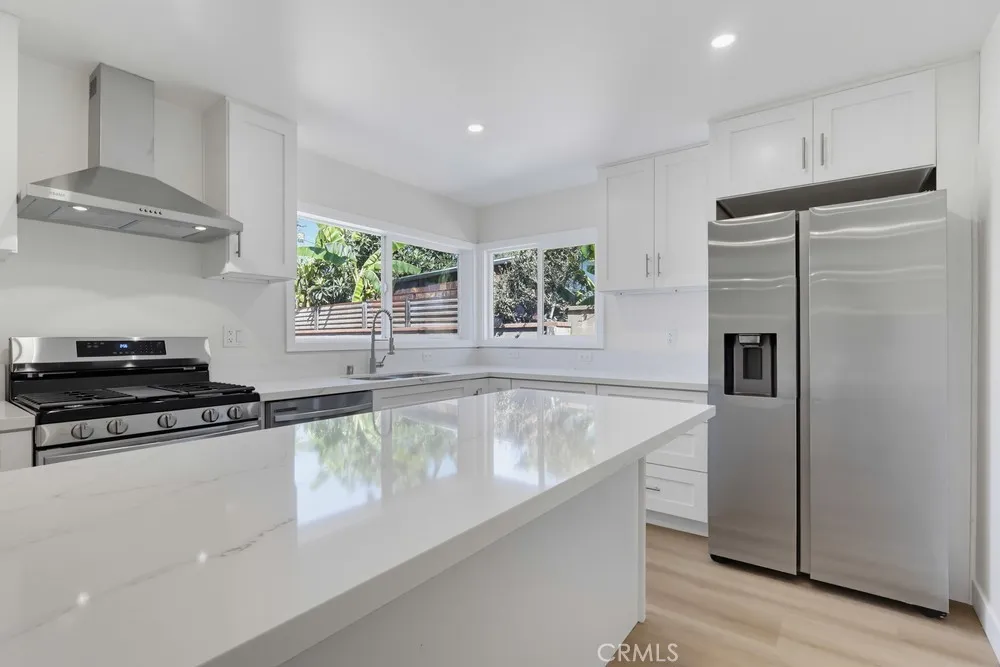 5105 Golden West Temple City, CA 91780