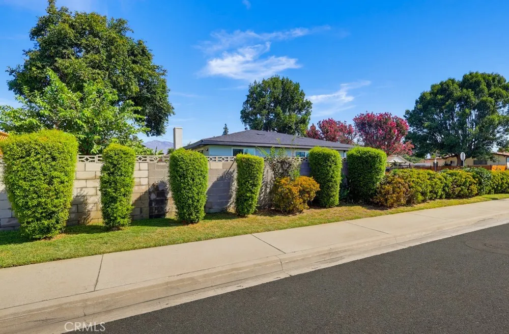 5105 Golden West Temple City, CA 91780