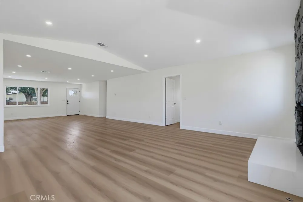 5105 Golden West Temple City, CA 91780