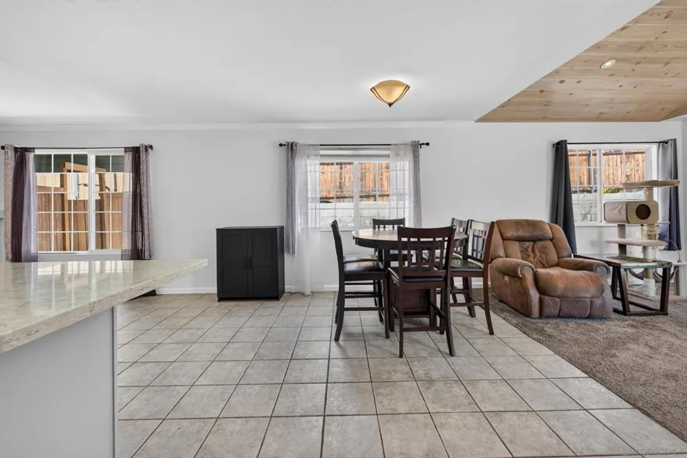 8538 Rosada Way El Cajon, CA 92021