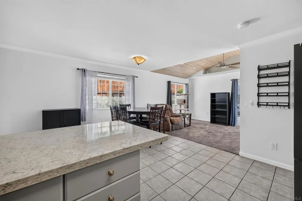 8538 Rosada Way El Cajon, CA 92021