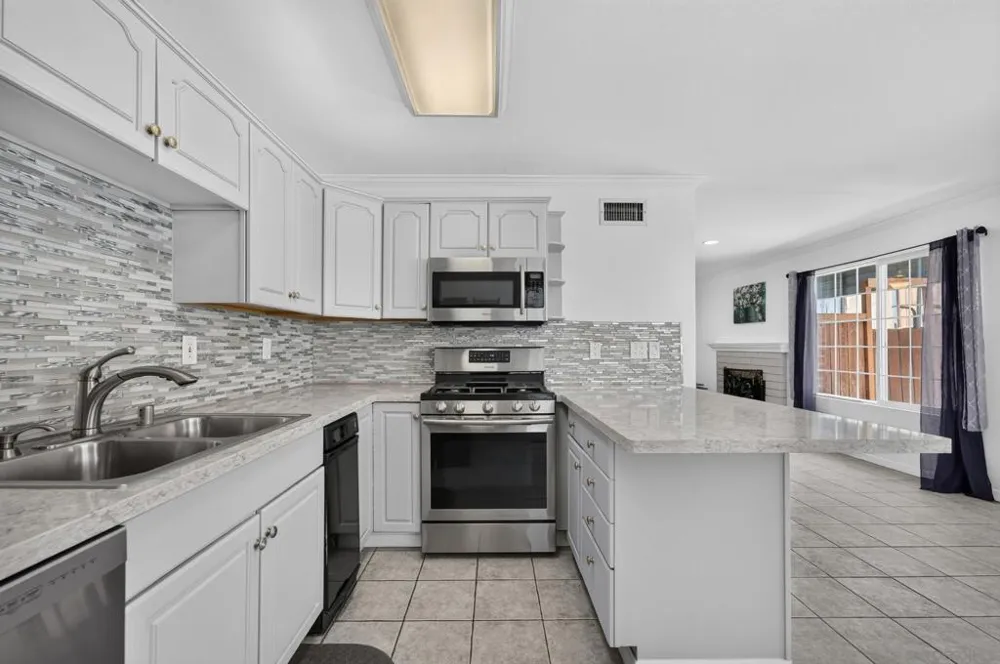 8538 Rosada Way El Cajon, CA 92021