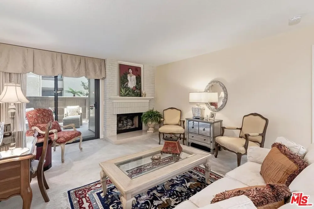 8515 Falmouth Avenue #209 Los Angeles, CA 90293